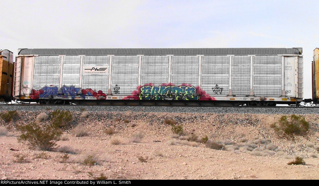 WB Unit Vehicular Flat Car Frt at Erie NV -20